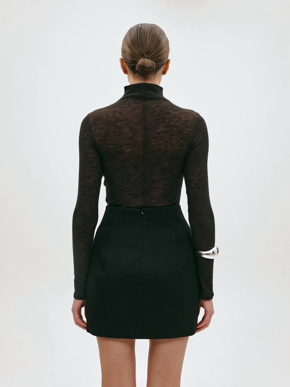 ESSENTIAL MINI SKIRT